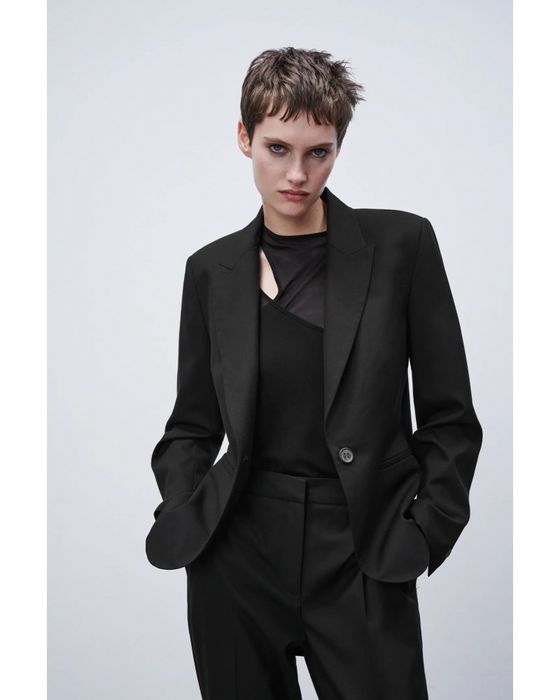 Стильний  блейзер від Zara