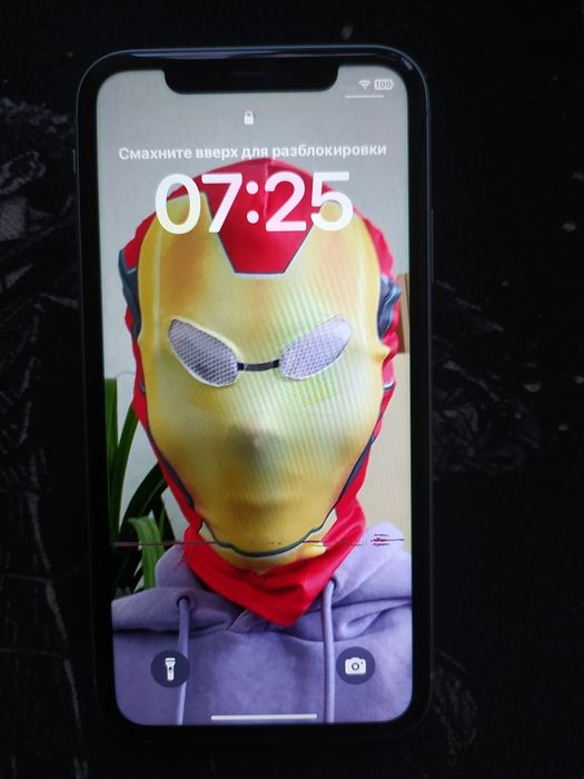 iPhon 11  + чохол