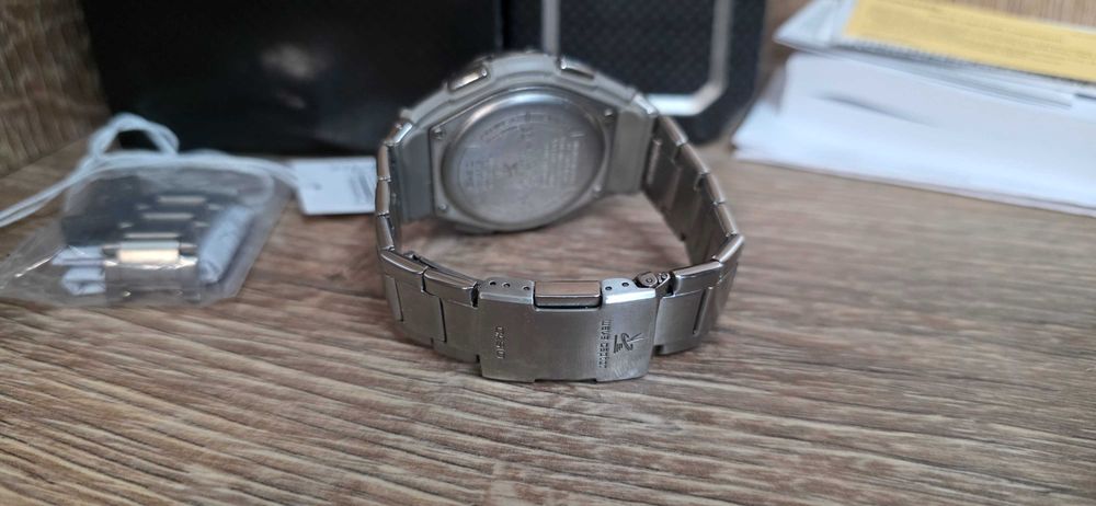 Zegarek Casio WVA-M650 Pudełko
