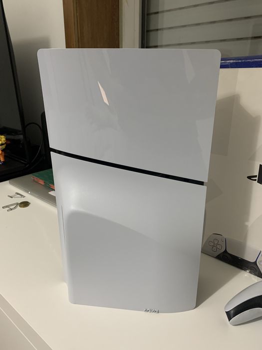 Ps5 slim 1TB C/ leitor de discos