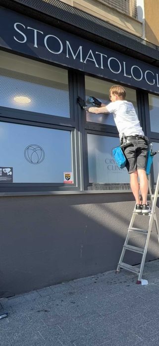 Specjalistyczne mycie okien, przeszkleń, witryn, balustrad Sosnowiec