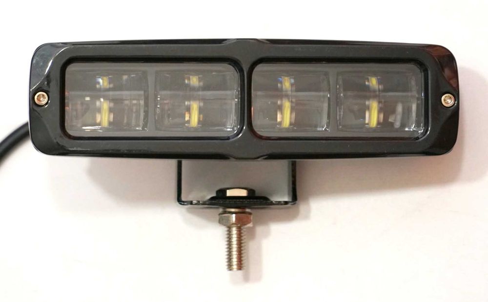 LED BAR listwa 4x4 œwiat³o drogowe 6D 12-24V 20W 2000LM