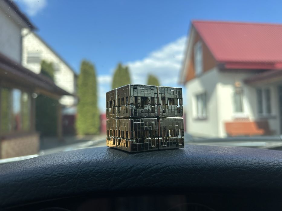 Золотий блок майнкрафт Кіндер сюрприз