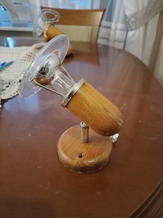 2 lampy kinkiety z żarówkami drewno olcha