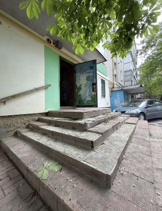 Продам Приміщення.вул.Жадова