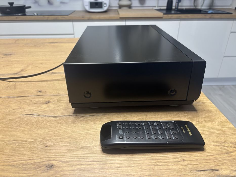 Technics Compact Disc Player SL-PS 770D