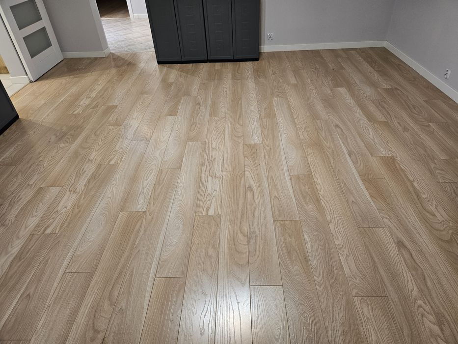 Panele podłogowe AC4, 10mm, wsuwane