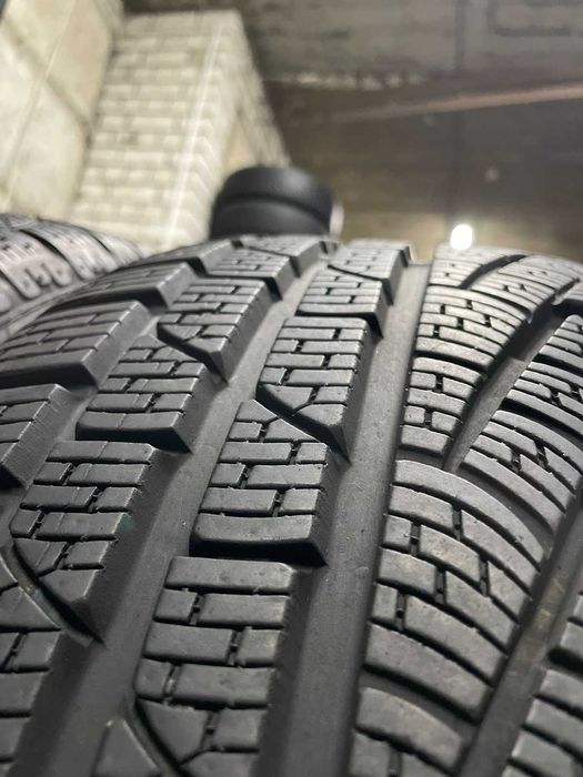 Шини БУ 235/55 R17 235 55 17 235.55.17 (Склад шин)