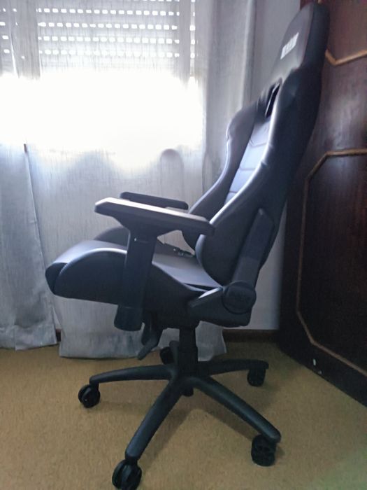 NLR Pro Gaming Chair Leather Edition