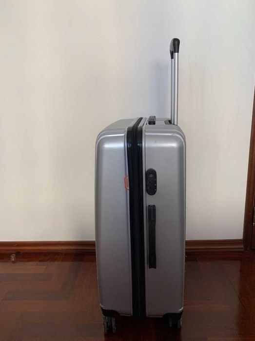 Mala de Viagem Semi Rígida 4 rodas