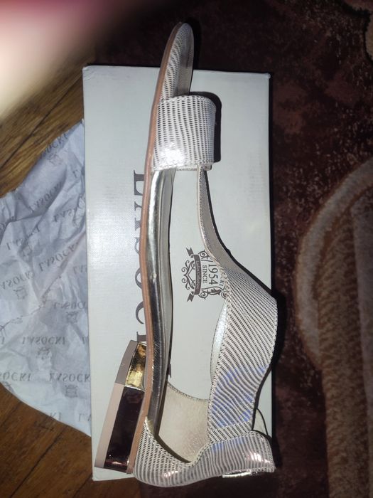 Sandałki rozmiar 42