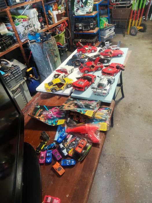 Lote de carros de corrida