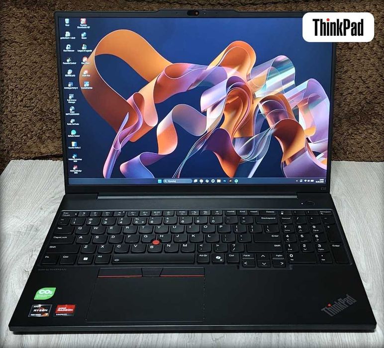 Lenovo ThinkPad E16 G2 Idealny, GWARANCJA DO 04.2027 + mysz i głośniki