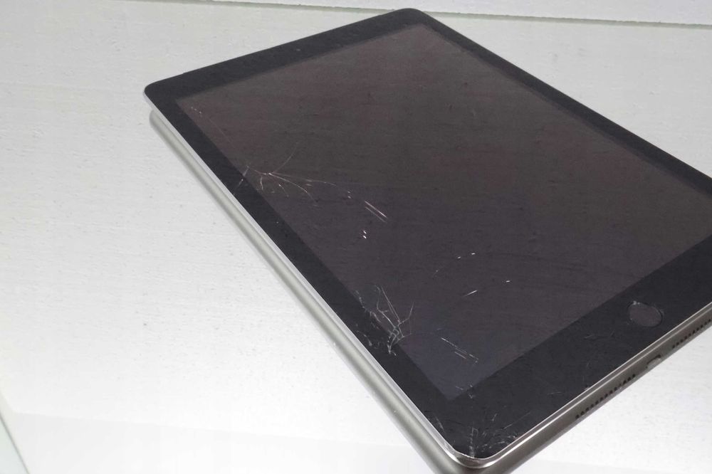 Tablet Apple iPad 6 LTE 128GB
