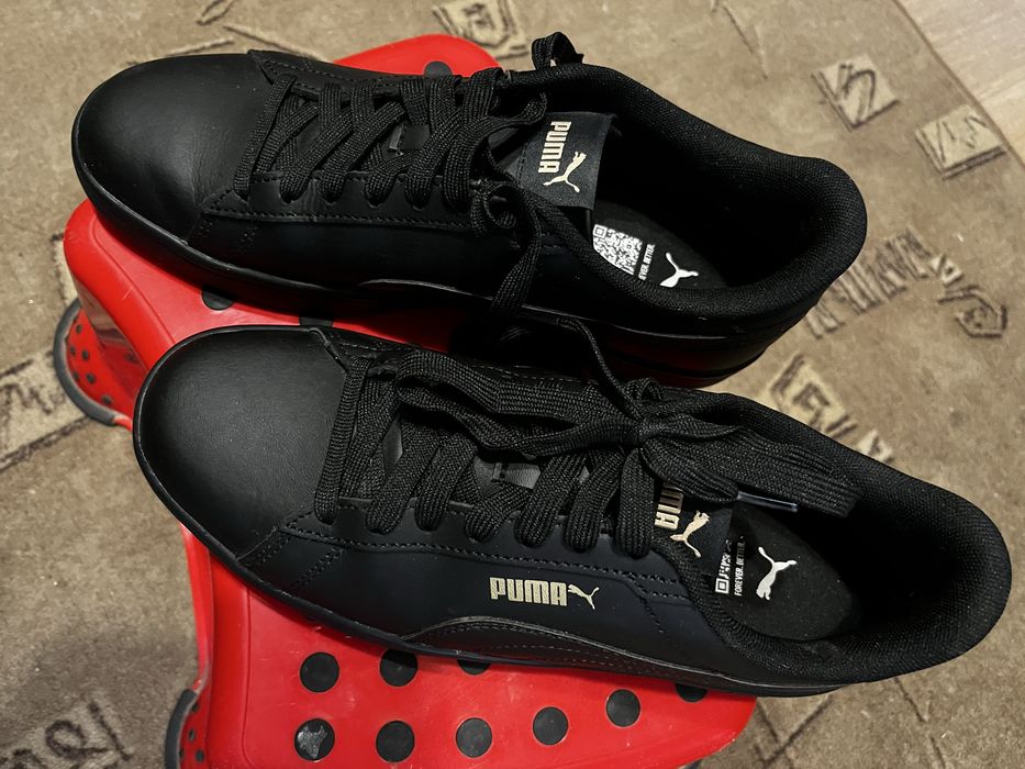 Кеди шкіряні жіночі Puma 39 розмір