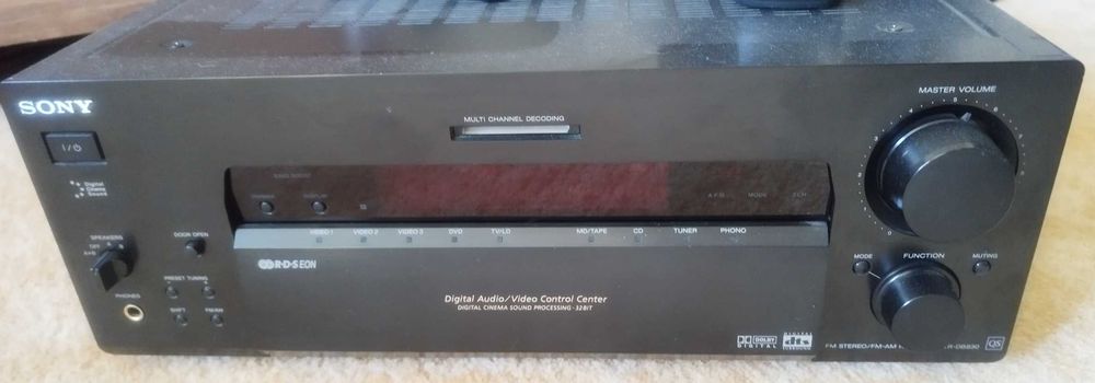Amplituner Sony STR-DB830