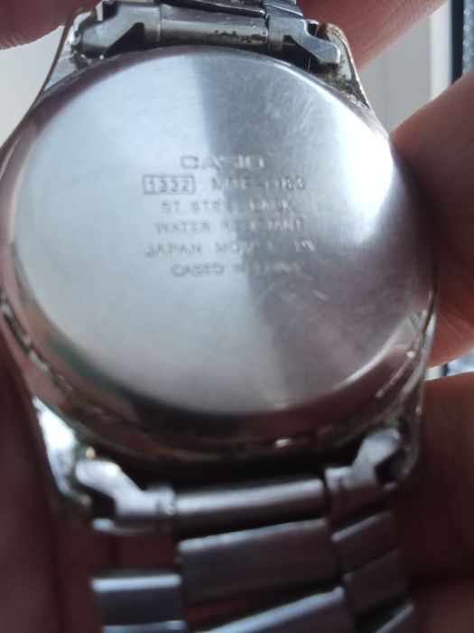 Чоловічий годинник casio mtp 1183