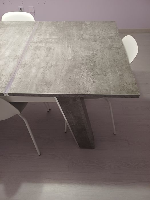 Mesa +4  cadeiras