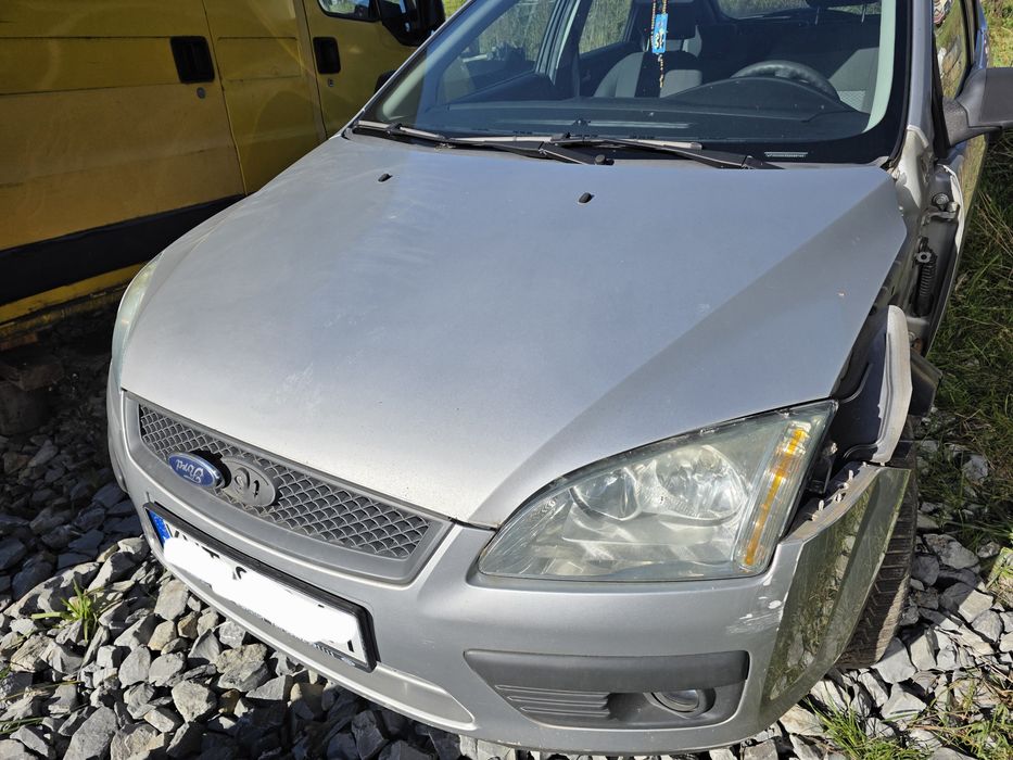 Ford Focus Mk2 maska