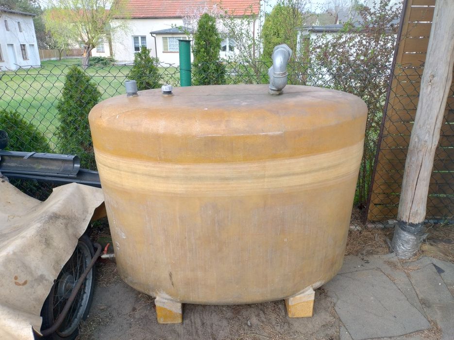 Mauzer zbiornik na wodę paliwo itp 700l