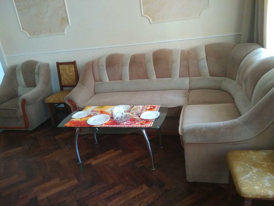 Сдам 3-х комн. квартиру в центре.