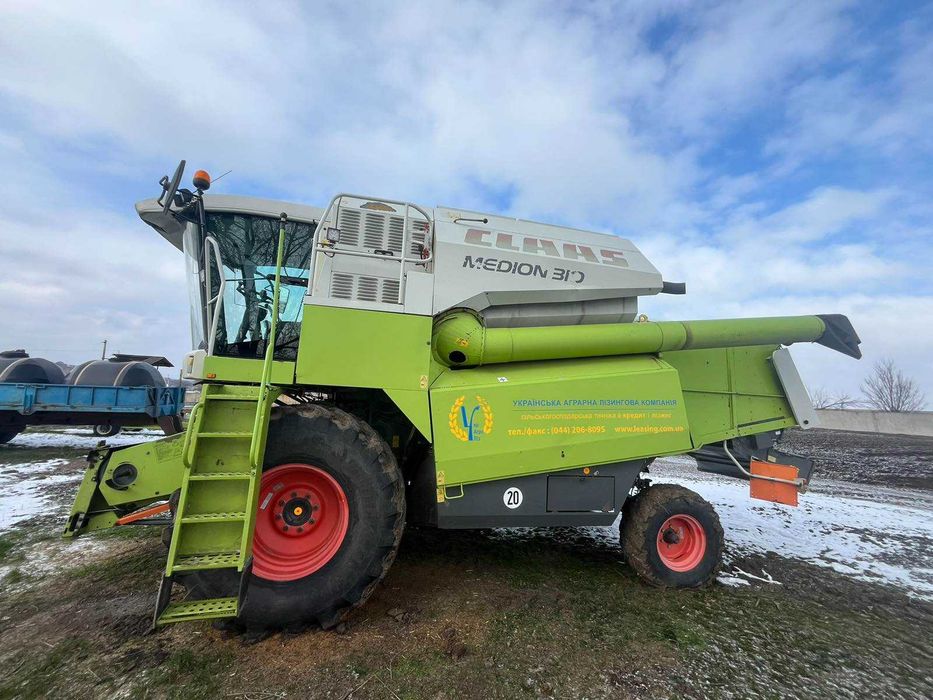 Комбайн Claas Medion 2008