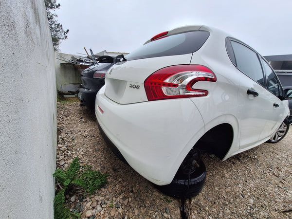 Peugeot 208 1.4 HDi Access | Carros Sinistrados / Gasóleo / Nacional