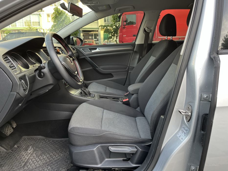 Volkswagen Golf 2013 VIN WVWZZZAUZEP525796 фото оголошення 9 з 15