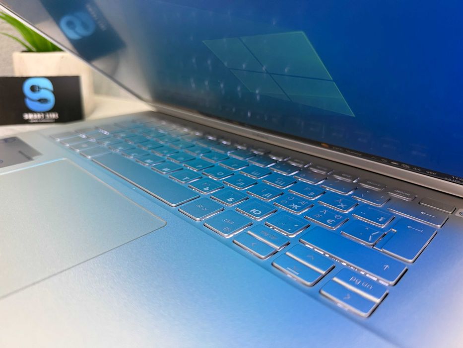 Стильний ноутбук Dell Inspiron 14 5401/i3-1005G1/14"/256gb ssd/8gb ddr4