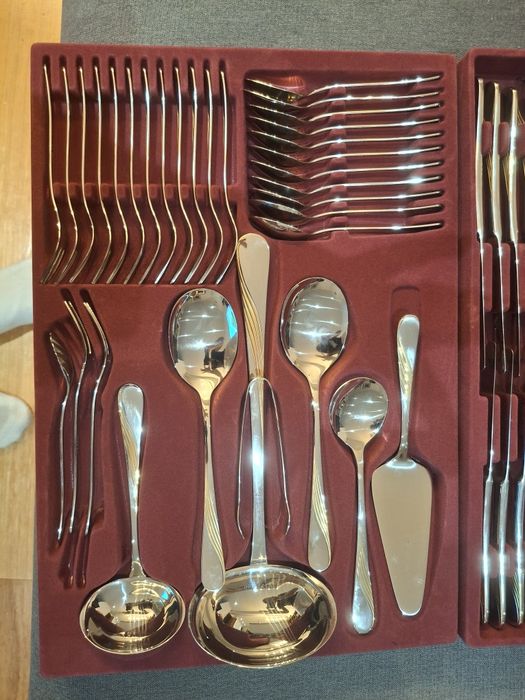 Faqueiro Nivella Solingen Banhado a Ouro 24K – Estojo de Luxo Vintage