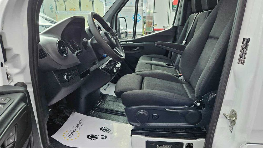Mercedes-Benz Sprinter 2020p.