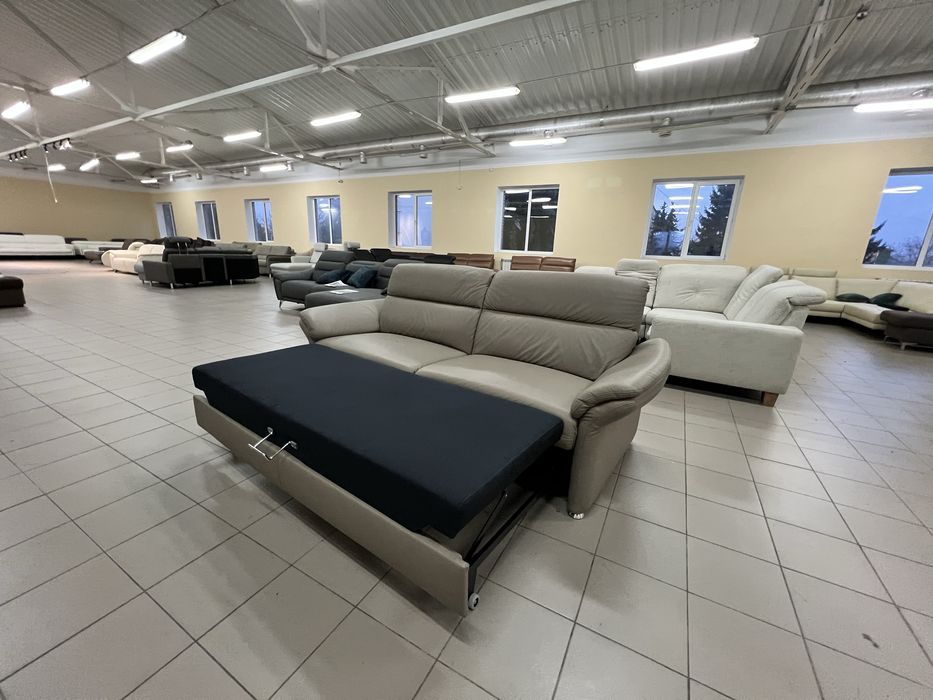 Диван трійка шкіряний розкладний