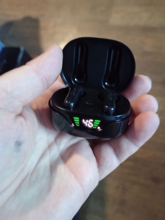 Слуховой аппарат в виде наушников