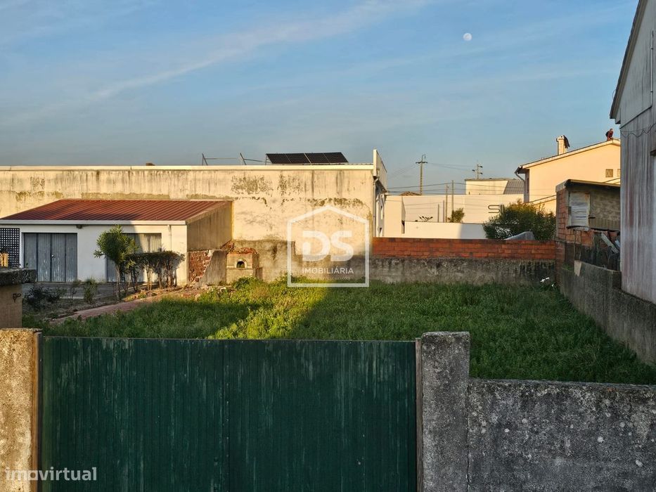 Land for Sale in Marrazes and Barosa, Leiria