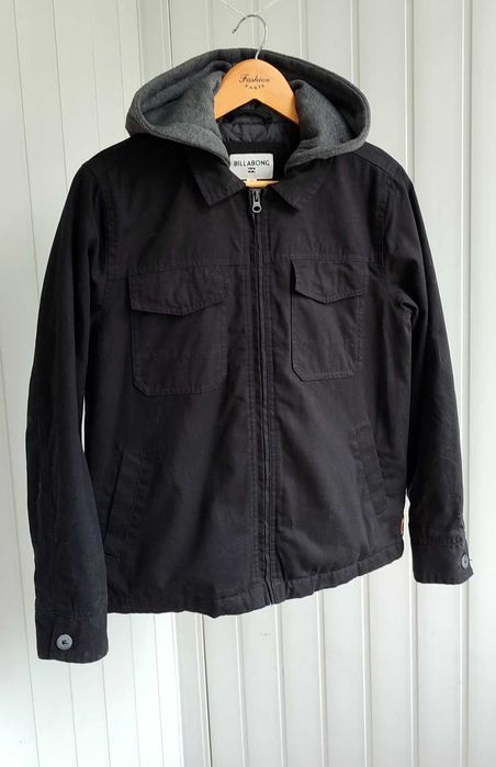 Billabong. Женская куртка карго с капюшоном. Размер М.