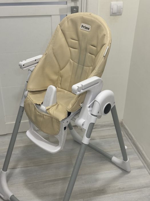 Столик для годування