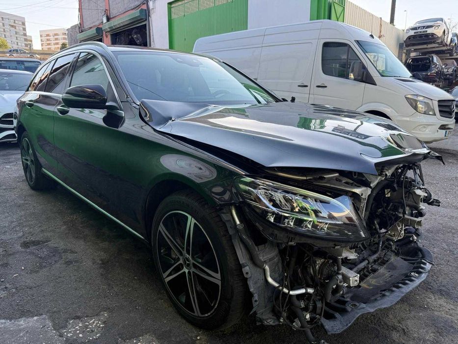 Mercedes Classe C300 Diesel/elétrica automatica 2021