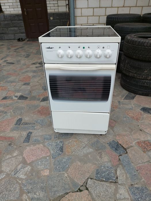 Продаються  електроплита  привезенна із німеччини