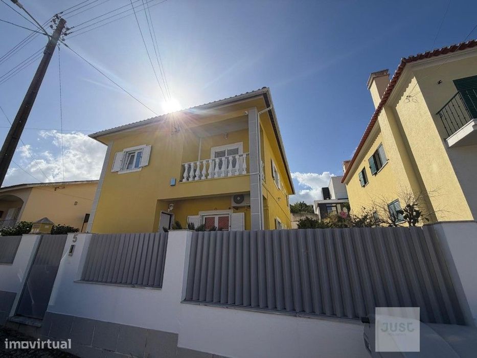 moradia t5 -bairro da milharada- Loures