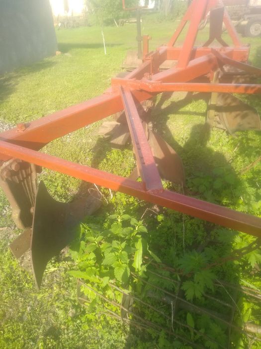 Продам рало та прицеп