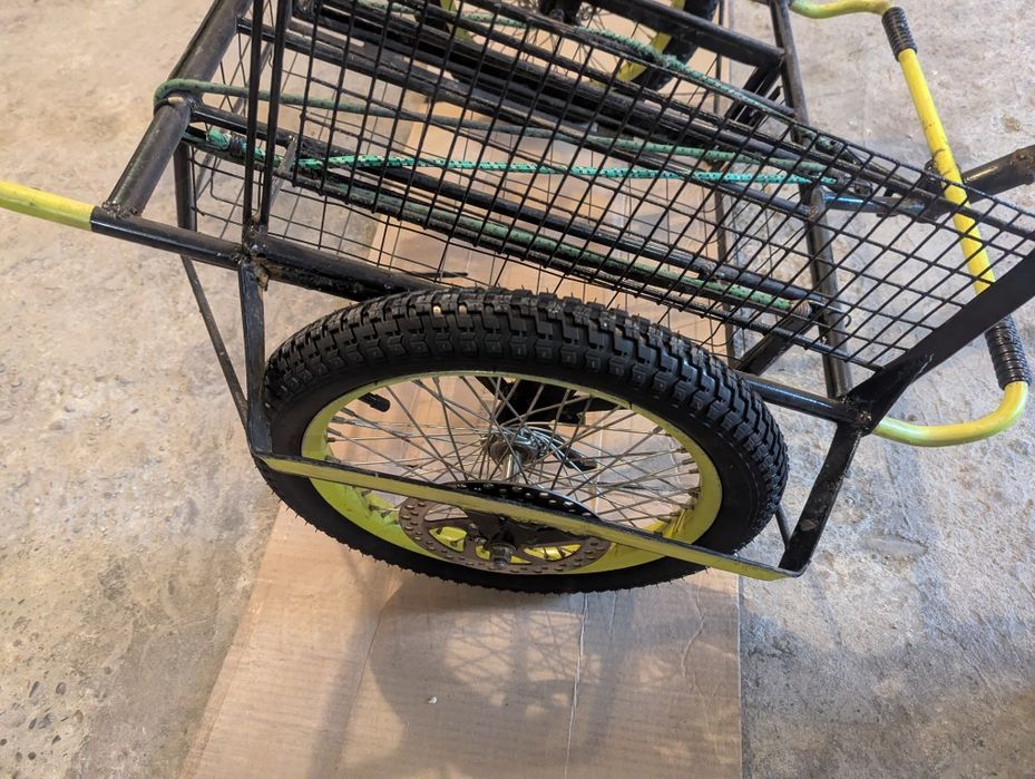 Велопричіп вантажний + нові покришки і камери
