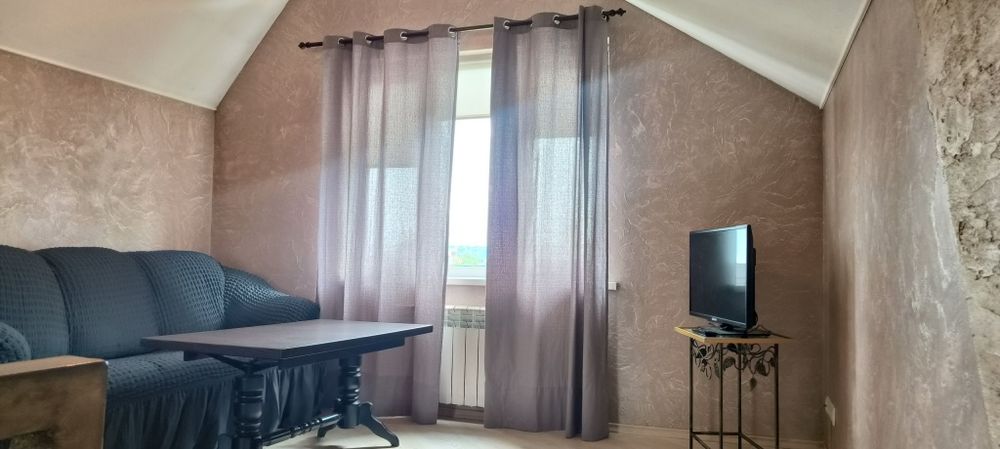 Здам  будинок без комісії,  не квартира, на Печерську