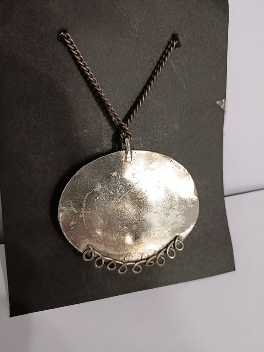 Wisiorek na szyję Jajko