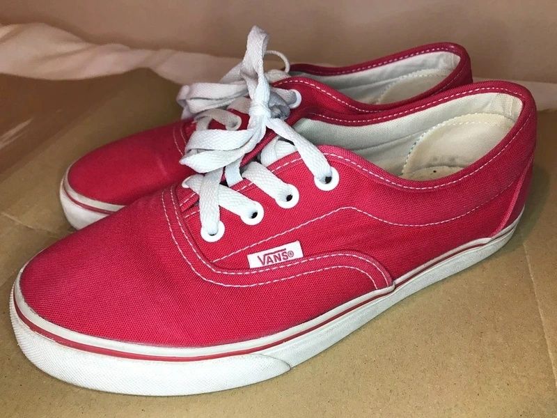 Czerwone trampki Vans