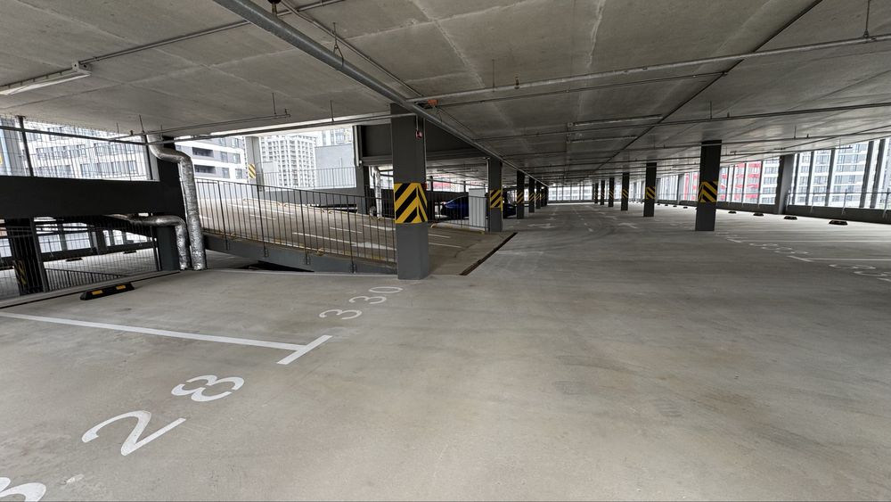 Варшавський 3, Паркінг вул.Змієнка 32, Критий,3пов, 16 кв.м Власник‼️