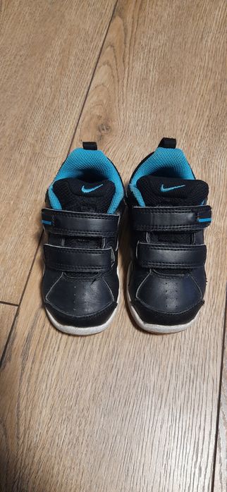Adidasy nike buty buciki chłopięce 22