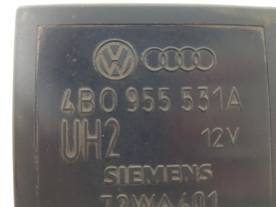 RELÉ VOLKSWAGEN NEW BEETLE 2001 -4B0955531A