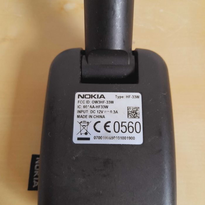 Zestaw głośnomówiący NOKIA HF-33W