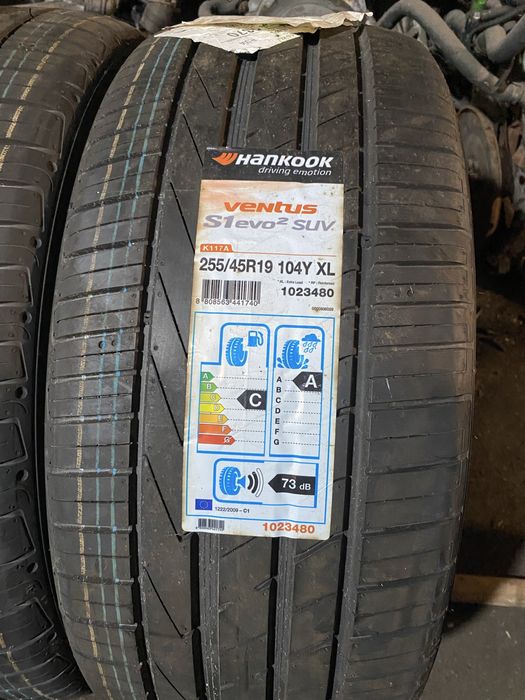 Шини 255 45R19 104Y XL  Hankook Ventus S1 Evo2 Suv