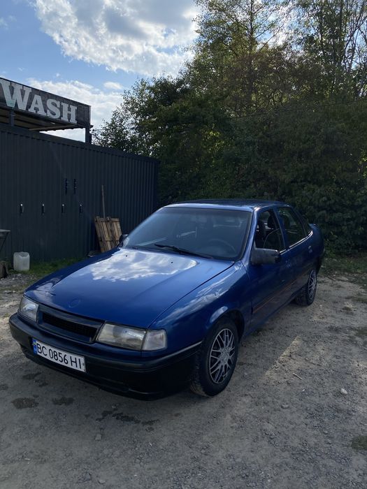 Opel Vectra A 1.8 газ бензин на повному бойовому ходу